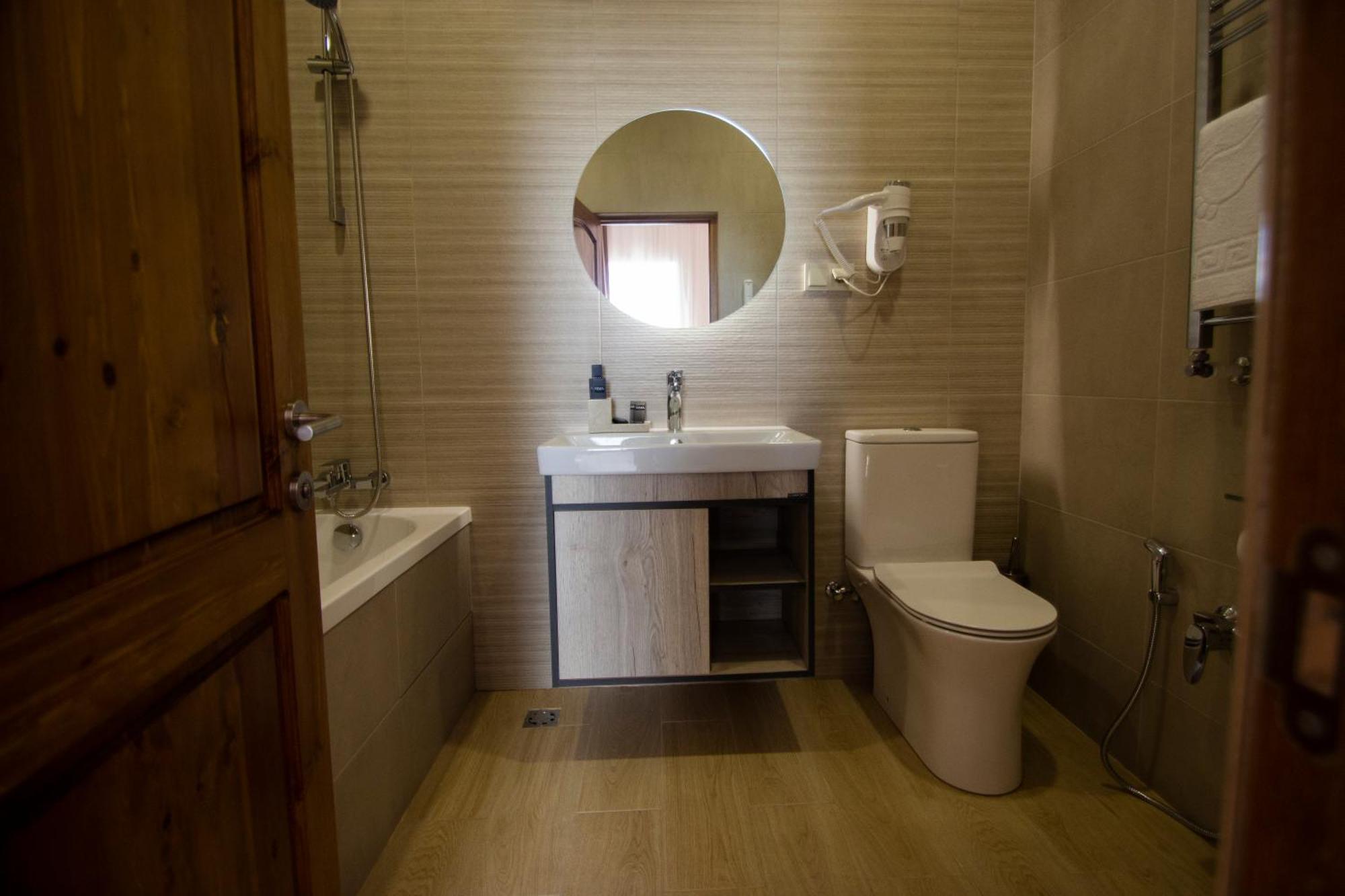 Kuma Hotel Gjoumri Kültér fotó